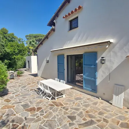 8 Pièces Avec Piscine Privée Et Vue à - Fr-1-780-11 Villa