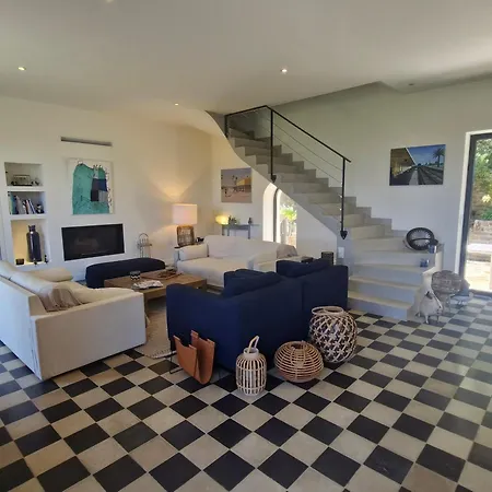 8 Pièces Avec Piscine Privée Et Vue à - Fr-1-780-11 Sainte-Maxime