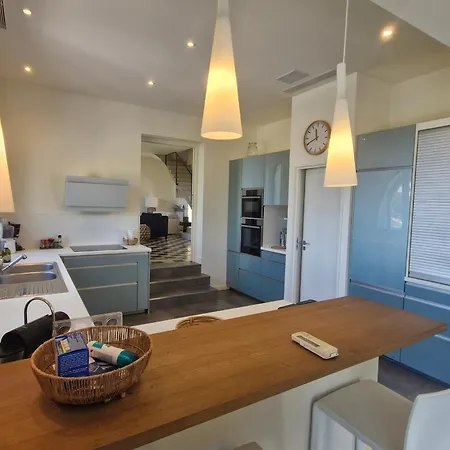 8 Pieces Avec Piscine Privee Et Vue A - Fr-1-780-11 Villa *