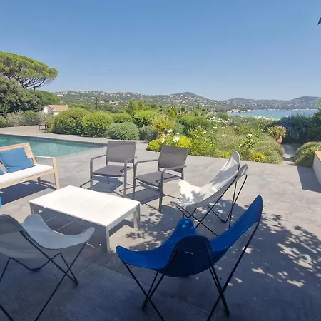 Villa 8 Pieces Avec Piscine Privee Et Vue A - Fr-1-780-11 *