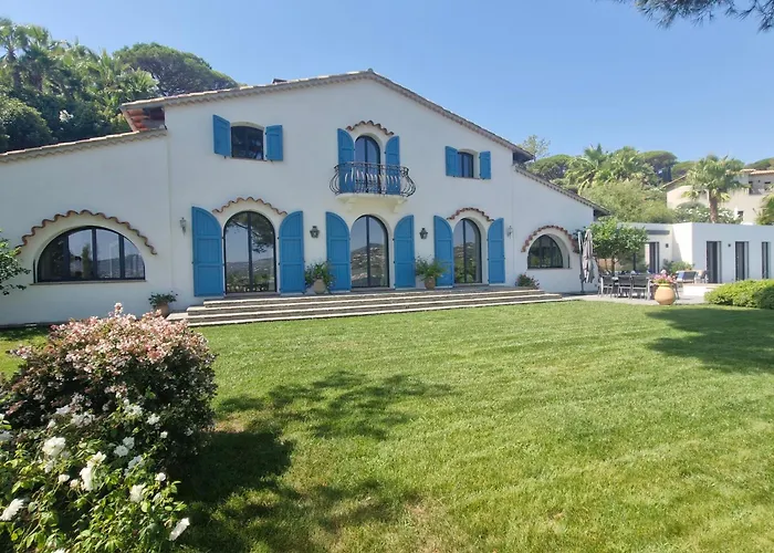 8 Pieces Avec Piscine Privee Et Vue A - Fr-1-780-11 빌라 생트막시메